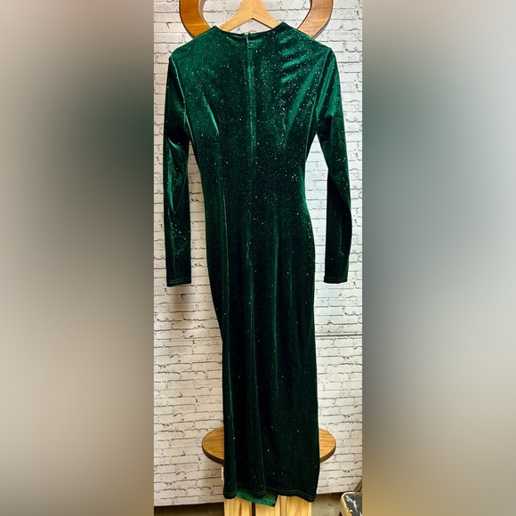 Double Crazy| Elegant Deep Forest Green Velvet Sparkly Gorgeous Evening Dress, M - Picture 4 of 7